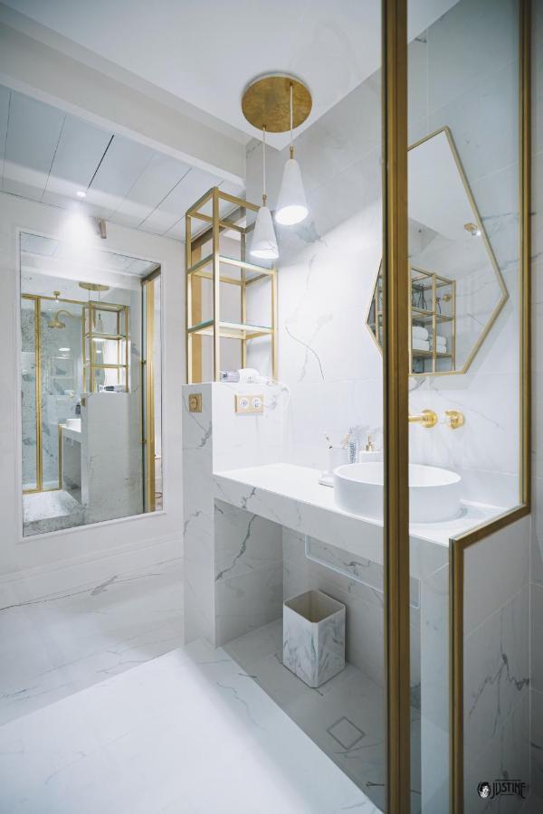 Suite Kintsugi By Justine Apartments Apartamento Turistico En Madrid Rio エクステリア 写真